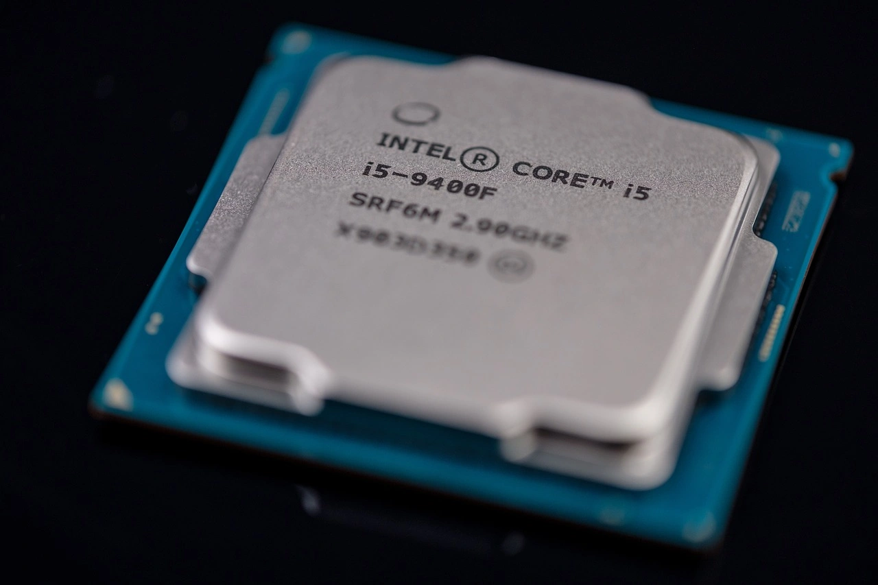 Intel gasi radna mjesta