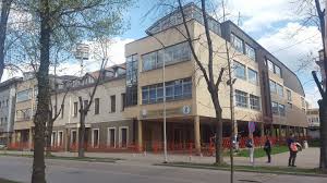 U KŠC "Sveti Pavao" Zenica dojavljena bomba, policija evakuirala učenika i djelatnike