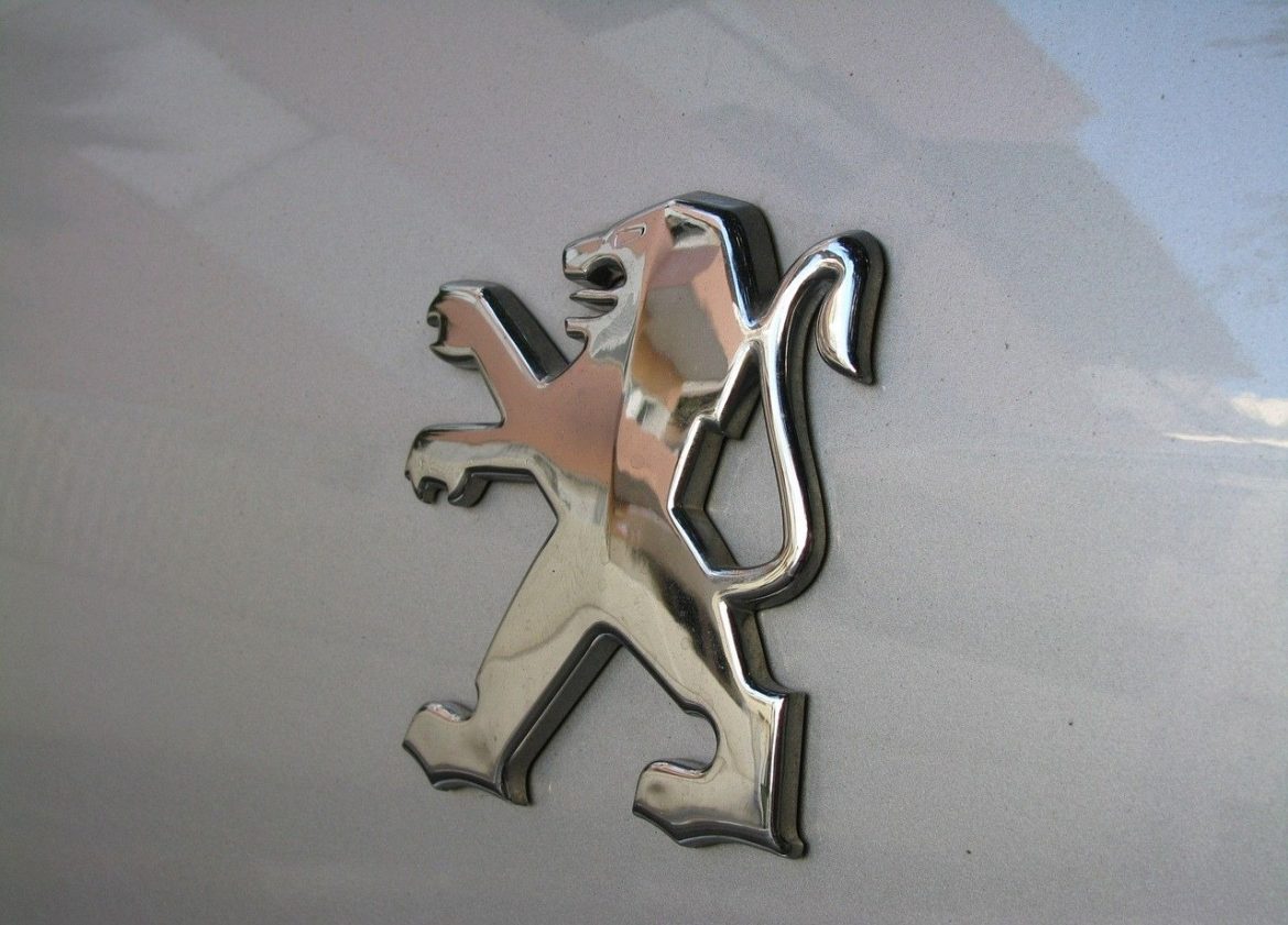 šef automobilske grupacije Stellantis podnio ostavku